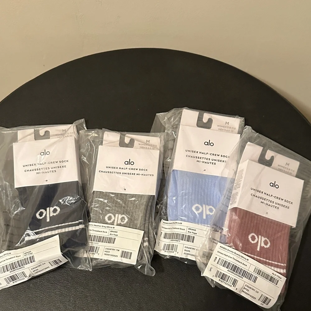 Alo‎ Half Crew Socks